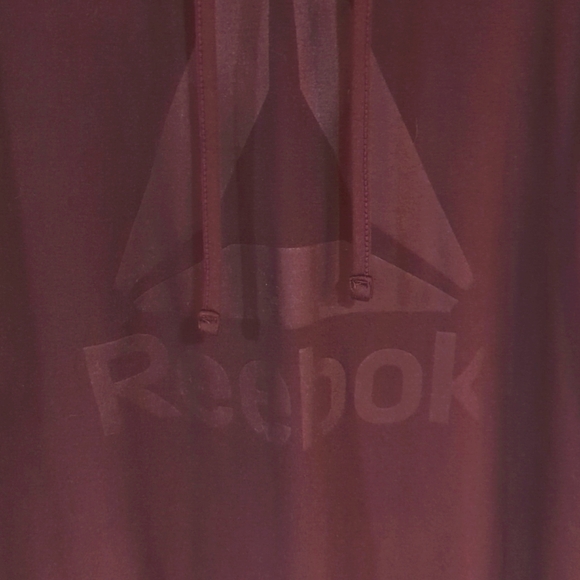 Reebok lightweight hoodie, Size M - Picture 2 of 9